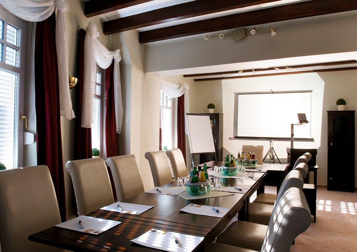 Landhotel Schwarzer Adler Suelzetal Ngoại thất bức ảnh